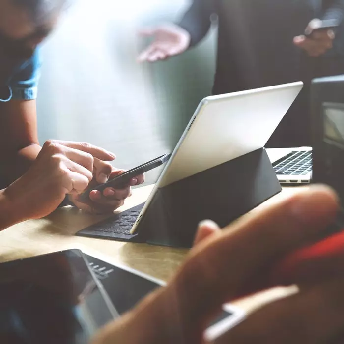 shutterstock 490055410 4 min Commerce Gear